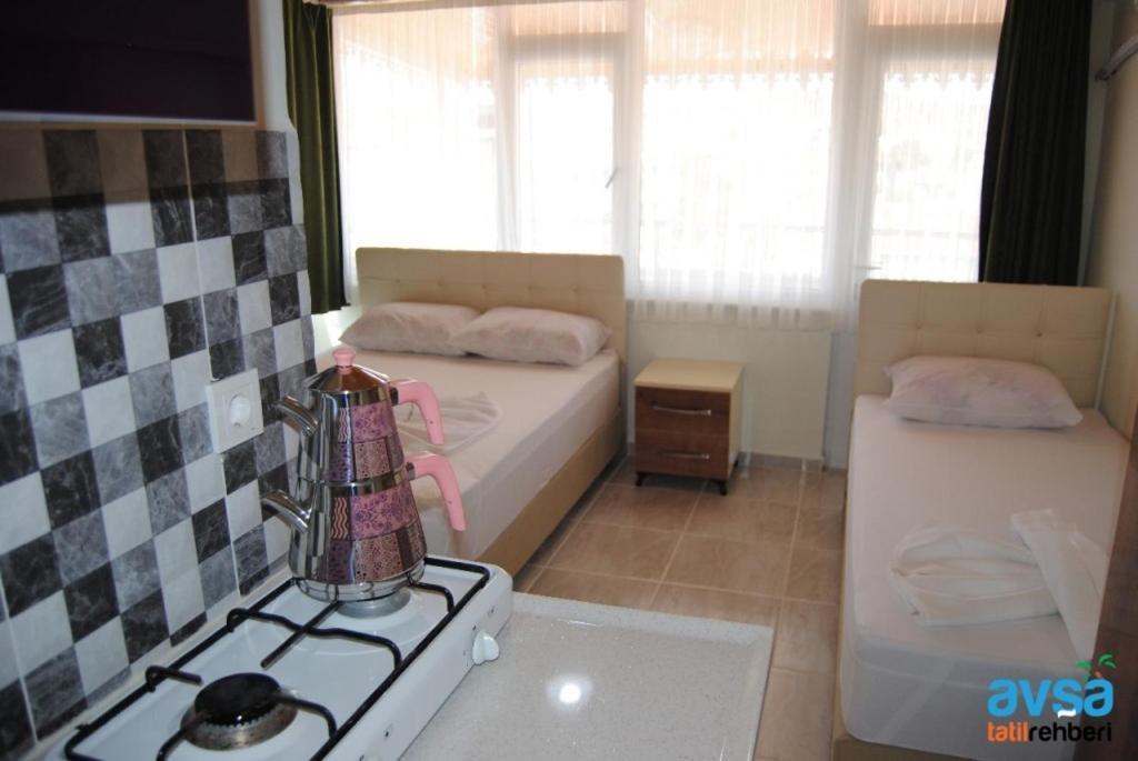 Avsa Motel Marmara Adasi Exterior photo